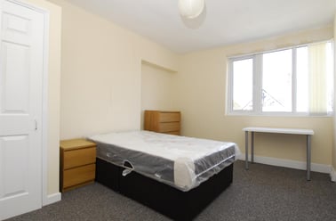 12 Addison Road, North Hill, Plymouth - Image 2
